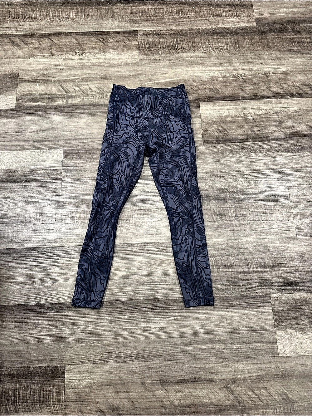 Athleta Ultimate Stash Pocket 7/8 Tight Abstract Leggings Blue XS
